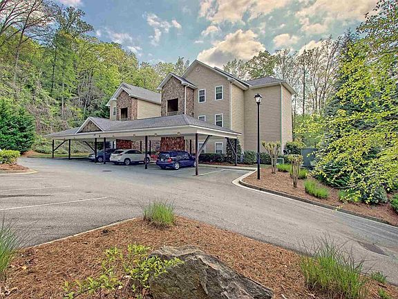 2nd image of 146 Gleneagle Ct Unit 302