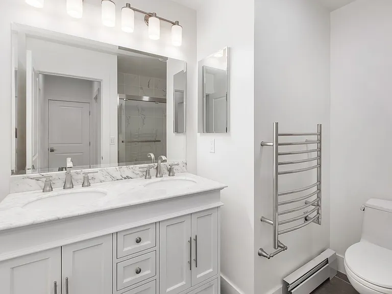 1555 Oak St #850R — Photo 23