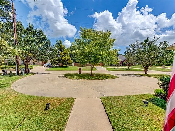 4th image of 2606 Tulane Dr