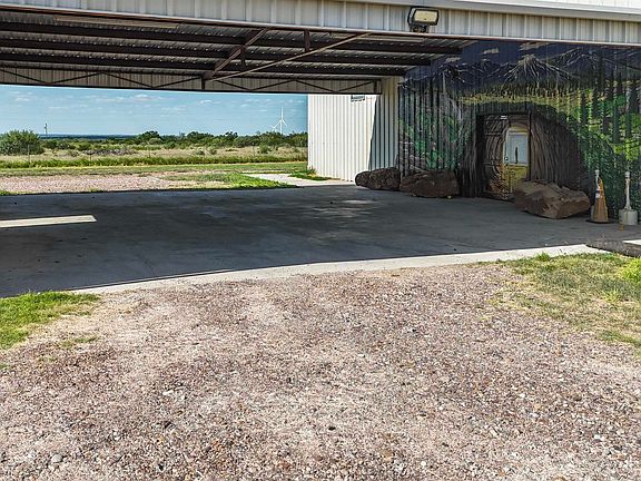 5th image of 5029 S Us Highway 83