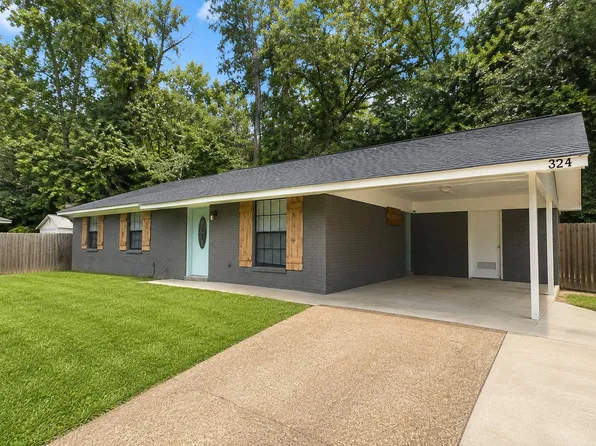 324 River Rd, Grenada, MS 38901
