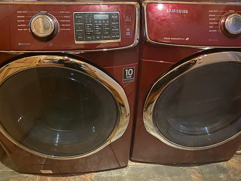 Laundry room: Washer and Dryer