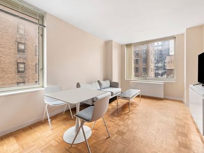 145 E 48th St APT 12B, New York, NY, 10017