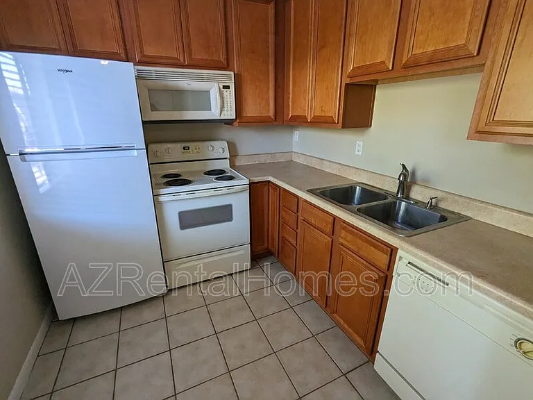 4354 N 82nd St #281 — Photo 9