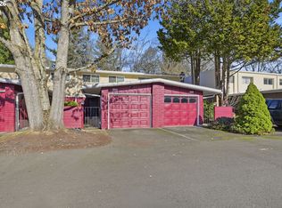1326 Quaker St, Eugene, OR 97402