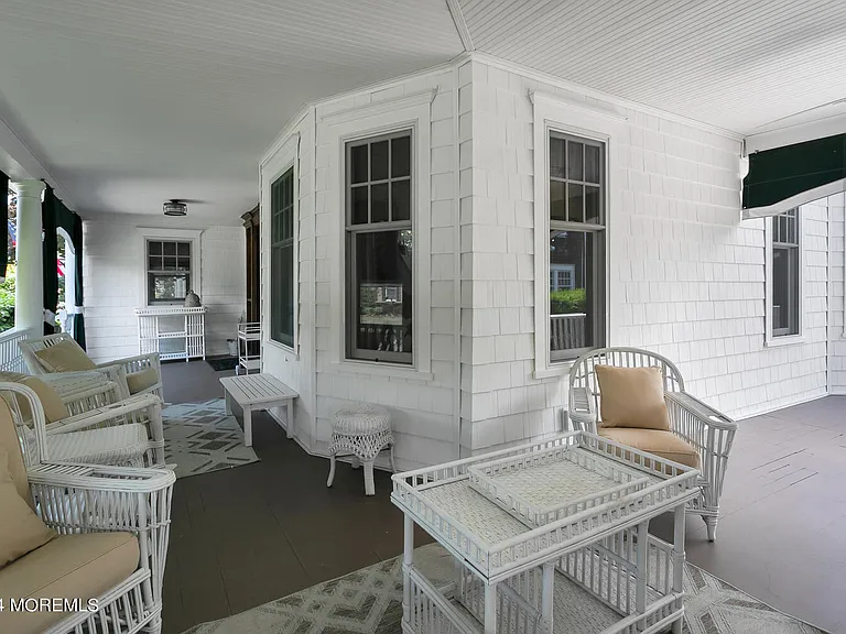 109 Washington Ave — Photo 7