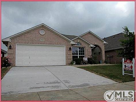 1st image of 8860 Fayetteville Dr