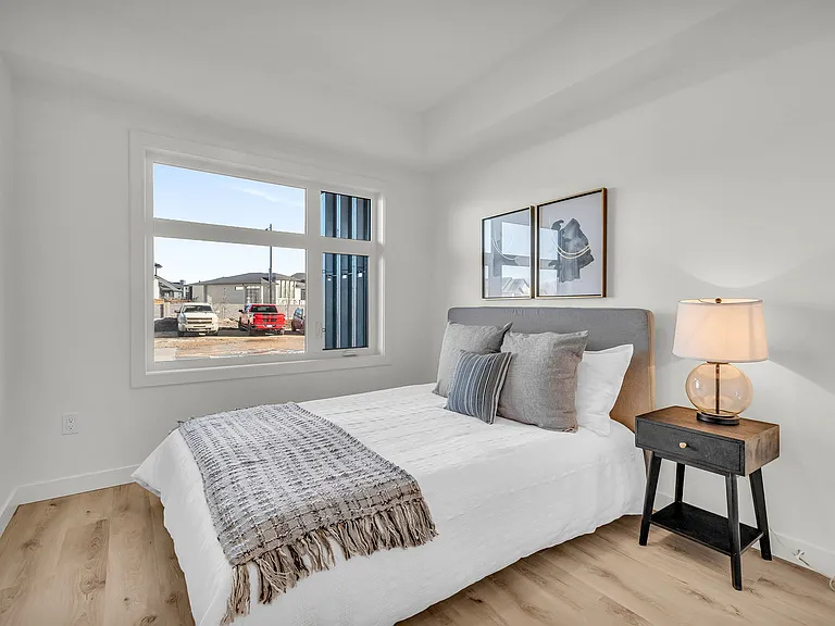 835 Saint Albert Trl — Photo 15