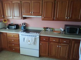 1623 SW 28th Ter, Topeka, KS 66611