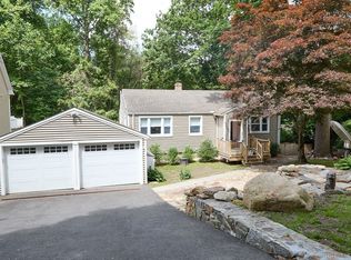 18 Southgate Rd, Trumbull, CT 06611
