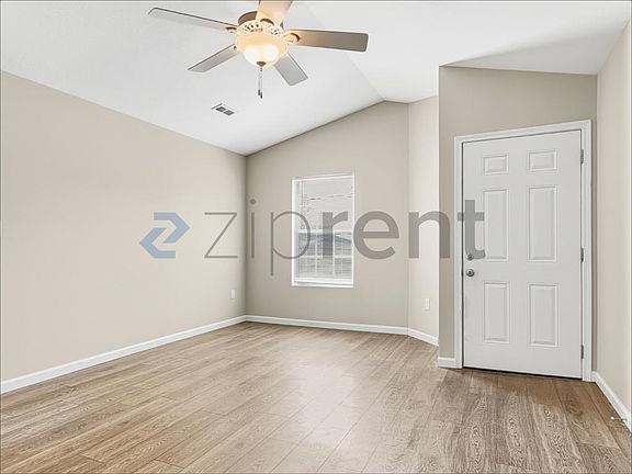 2nd image of 5200 Heins Rd