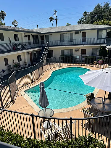 220 E Sierra Madre Blvd #J Photo 1