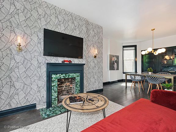 4th image of 3302 N Damen Ave APT 3