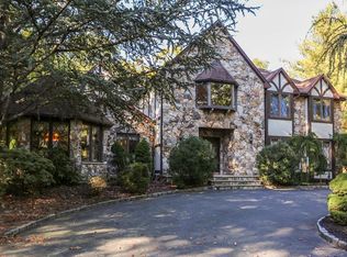 453 Strawtown Rd, West Nyack, NY 10994