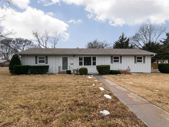 418 S Manhattan Ave, Manhattan, KS 66502