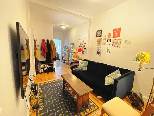 Rented by Douglas Elliman | media 32