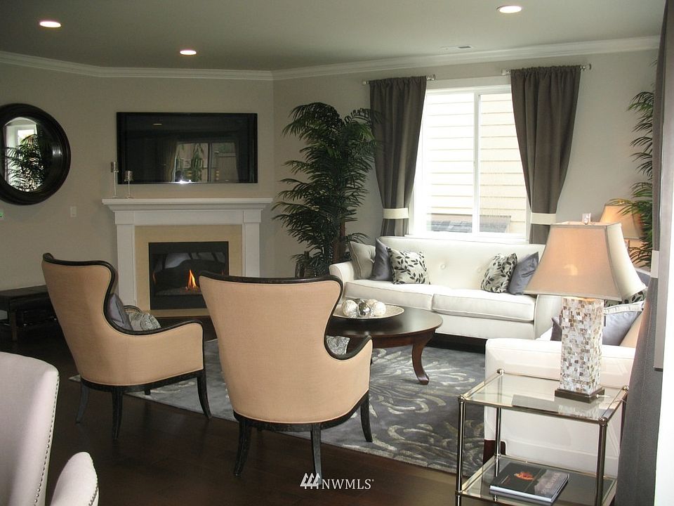 2nd image of 9218 Ash (551) Avenue SE