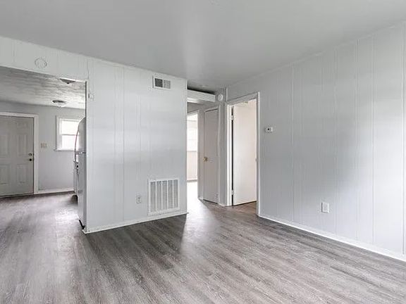 4th image of 1901 Whitcomb St #1909-5