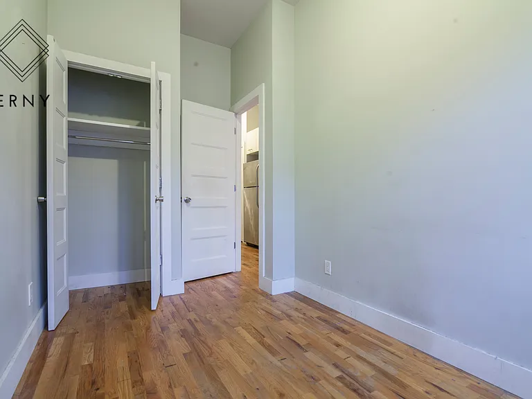 63 Pulaski St #1B — Photo 9