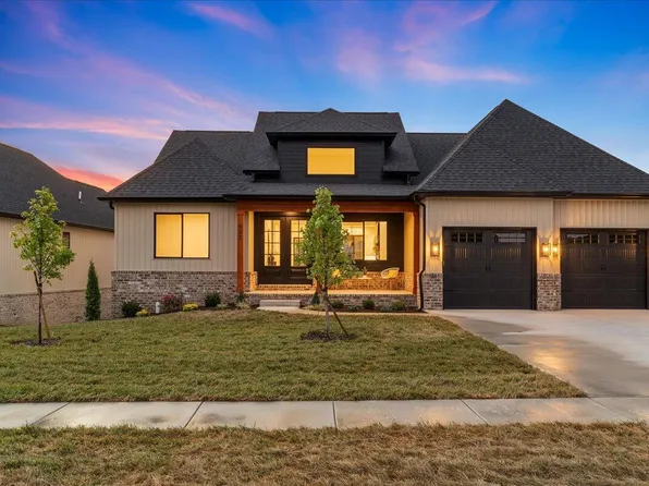 822 Edmonds Xing, Versailles, KY 40383