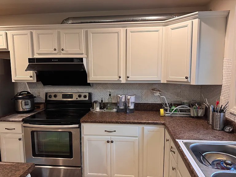 613 Quincy Ln — Photo 12
