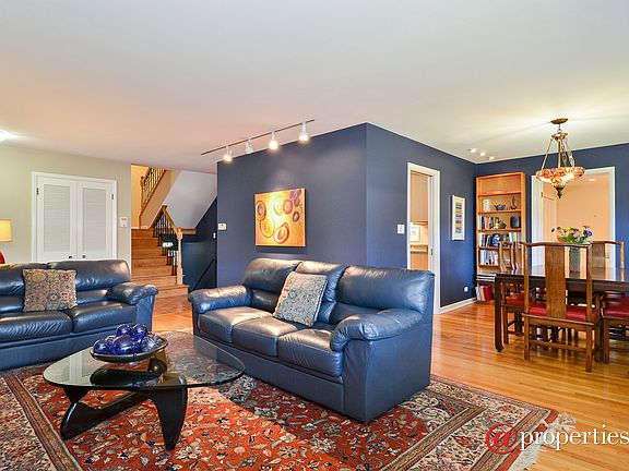 Living Room / Dining Room