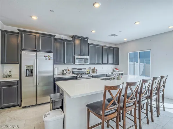 7236 N Decatur Blvd #4, Las Vegas, NV 89131