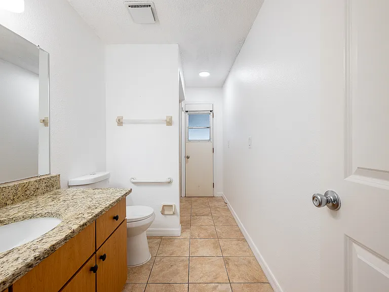 4914 Samoa Cir — Photo 4