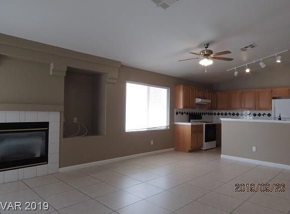 4th image of 8116 Sundown Vista Ave