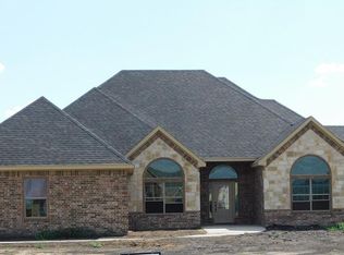 1410 War Admiral Dr, Terrell, TX 75160