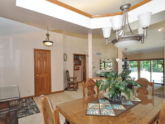 5th image of 13100 W Forest Dr