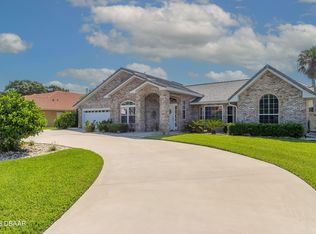 909 Sea Duck Dr, Daytona Beach, FL 32119