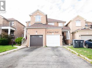 32 Summerdale Cres, Brampton, ON L6X4V8
