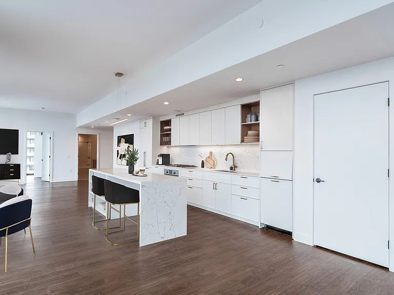 Penthouse Kitchen Island