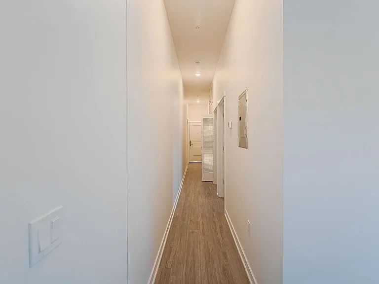 501 S Capitol Ave — Photo 28