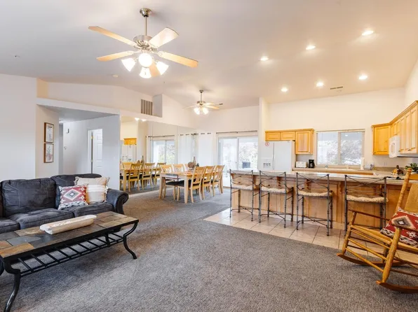 1845 W Canyon View Dr APT 1017, St George, UT 84770