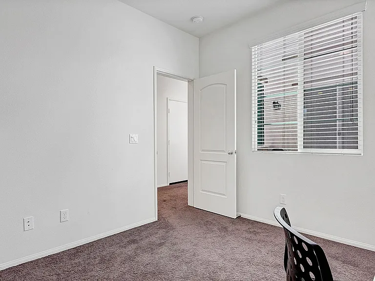 323 Paseo Gusto — Photo 20