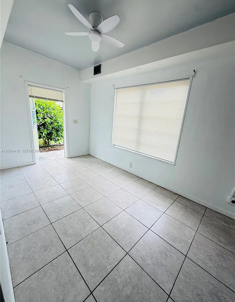 5737 Grant St — Photo 4