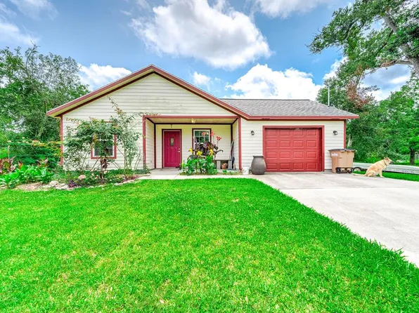 4615 38th Street, Dickinson, TX 77539