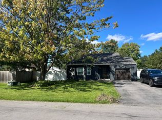 103 Colchester Rd, Minoa, NY 13116