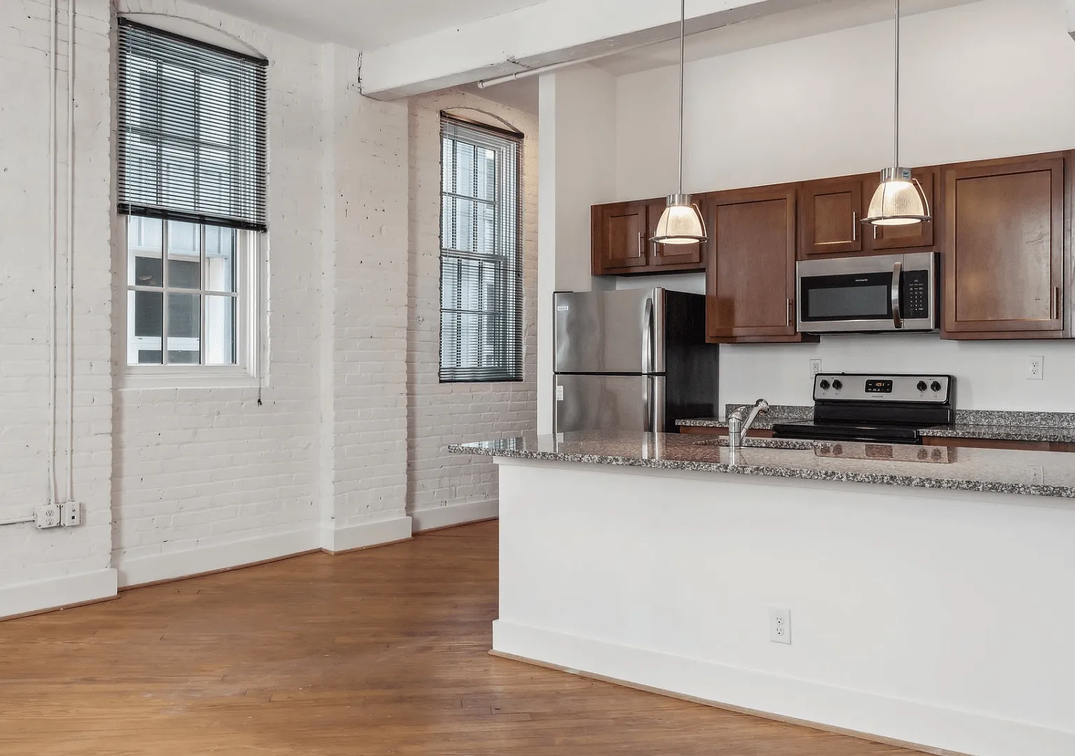 First Colony Flats — Photo 3