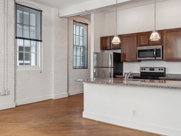 204 W 22nd St APT 114