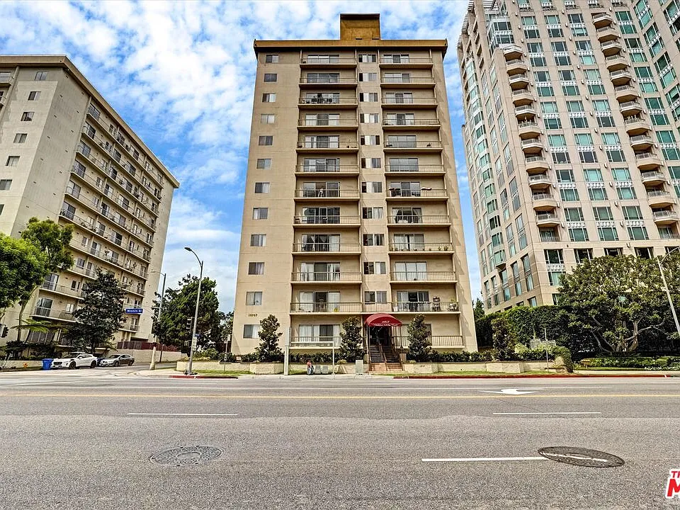 10747 Wilshire Blvd #1002