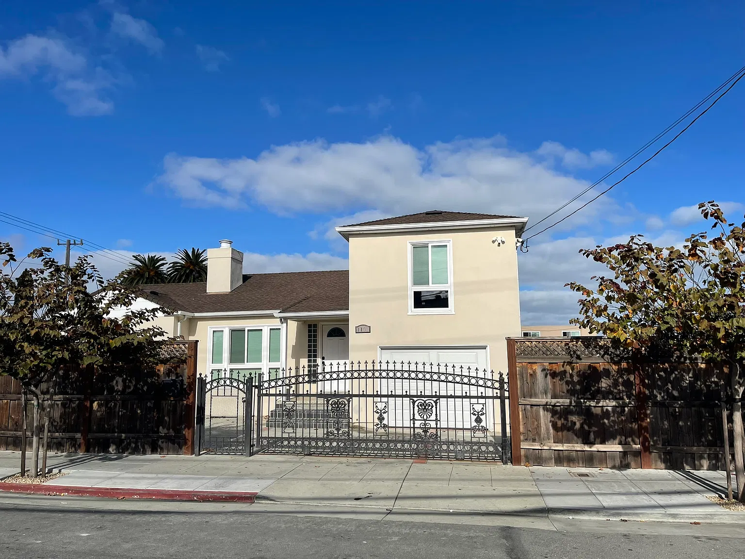 3 bed, 1540 sqft, $4,950 — Photo 1