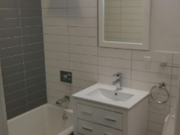 2nd image of 220 Kosciuszko St #2ETPH