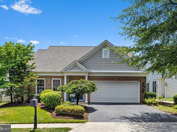 44469 Blueridge Meadows Dr, Ashburn, VA 20147