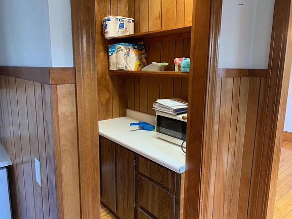 2nd image of 219 Watertown St #219