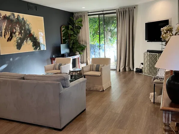 14312 Riverside Dr #112, Sherman Oaks, CA 91423