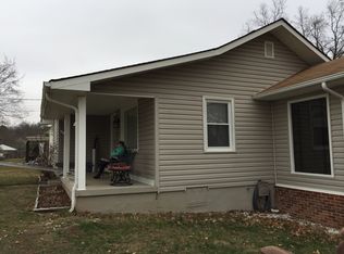 206 Duff Ln, Bristol, VA 24201