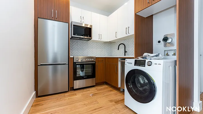 Rented by Nooklyn NYC LLC | media 11